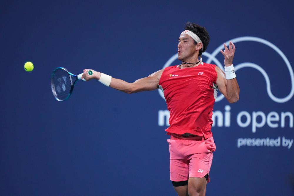 东契奇34+12+7独享历史第1，艾顿两双里夫斯33分，湖人轻取鹈鹕